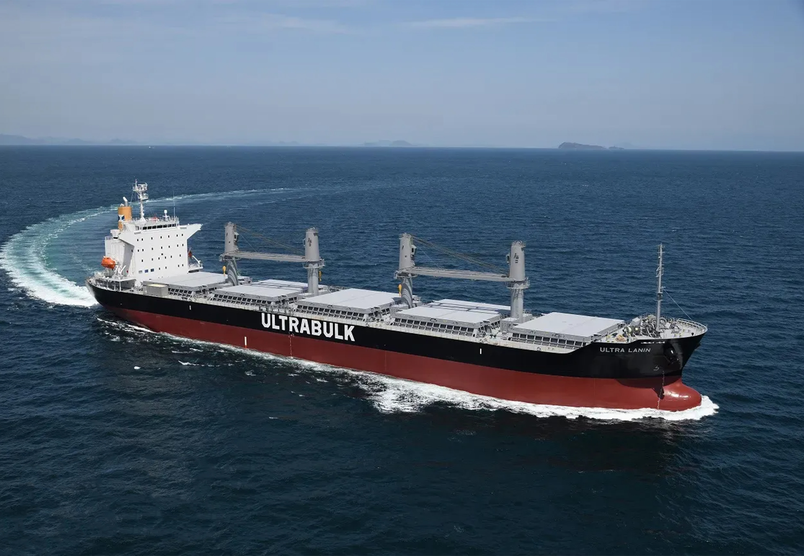 MV Ultra Lanin